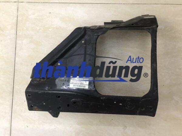 GIÁ BẮT ĐÈN PHA PHẢI NISSAN NAVARA 2019