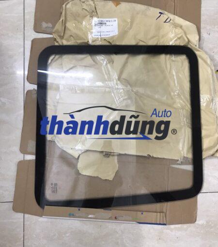 KÍNH CỬA HẬU TRÁI MERCEDES SPRINTER 2005