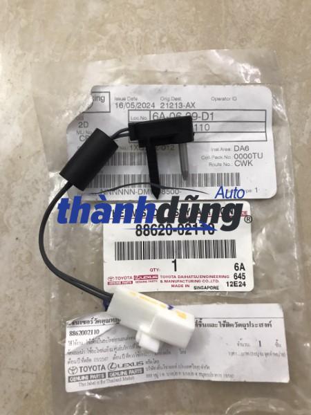 CẢM BIẾN NGẮT LẠNH TOYOTA HIACE 2013-2020