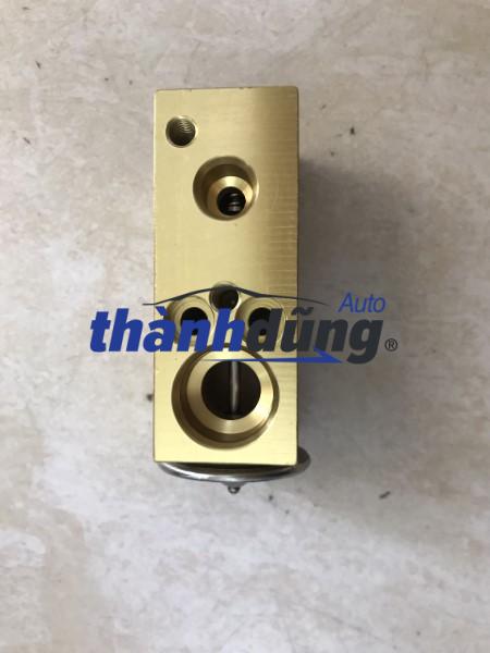 VAN TIẾT LƯU FIAT DOBLO 1.6L