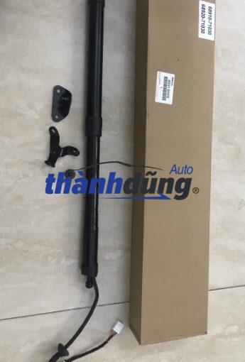 ty chống cốp sau toyota fortuner | 6891071030