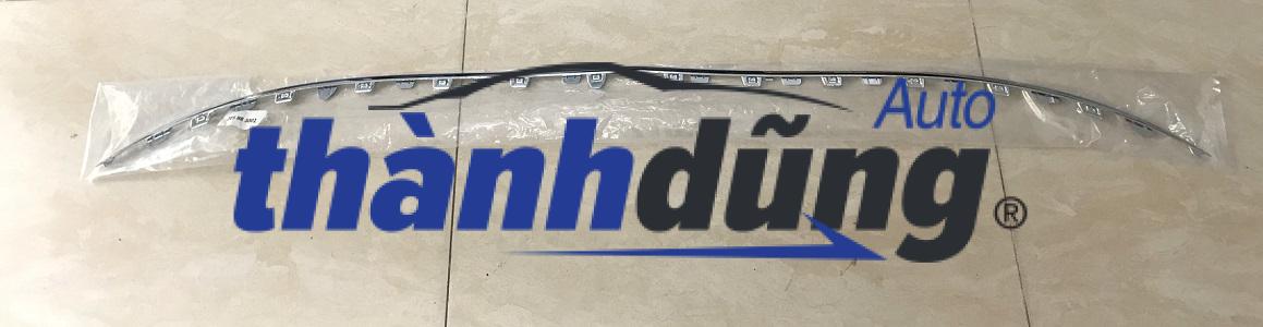 NẸP MẠ BA ĐỜ SỐC TRƯỚC MERCEDES C180 2018-2021