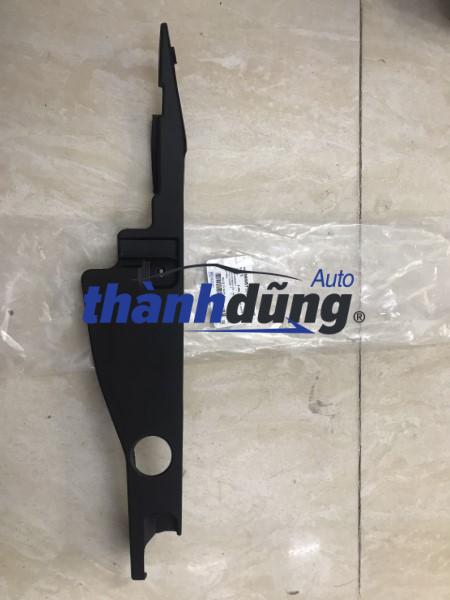 ốp trên tai xe daewoo lacetti 2009-2011