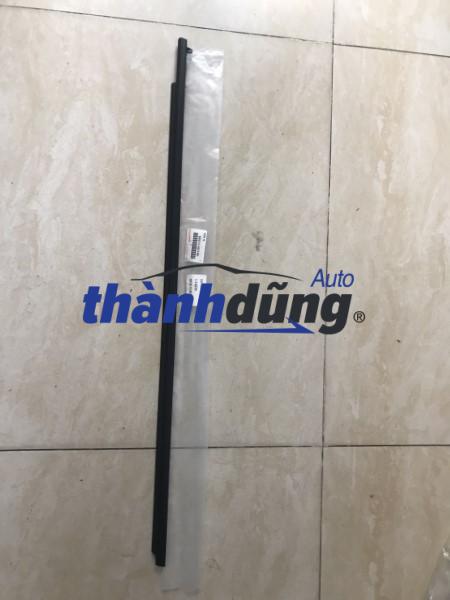nẹp chân kính trước phụ toyota vios