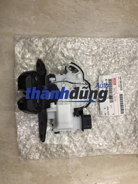 Ổ NGẬM CỐP HẬU ISUZU MUX 3.0L 2020 | 8981883251