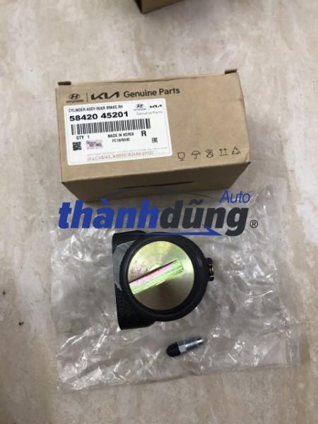 XY LANH PHANH SAU TRÁI HYUNDAI HD72 | 5832045201