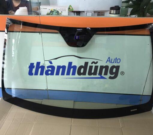 KÍNH CHẮN GIÓ TRƯỚC MERCEDES E200 | 2056706101