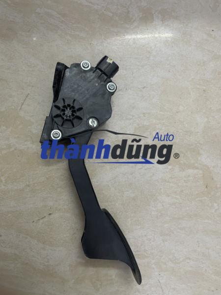 BÀN ĐẠP CHÂN GA TOYOTA FORTUNER 2018 | 78110-0K050