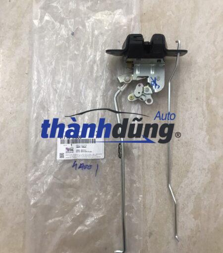 ổ ngậm cốp hậu xe hyundai starex 2003 | 817104a600