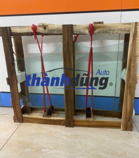 kính cánh cửa mercedes s63 amg | a2217200818