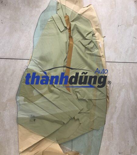 kính cánh cửa trước phải hyundai kona | 82410a0010