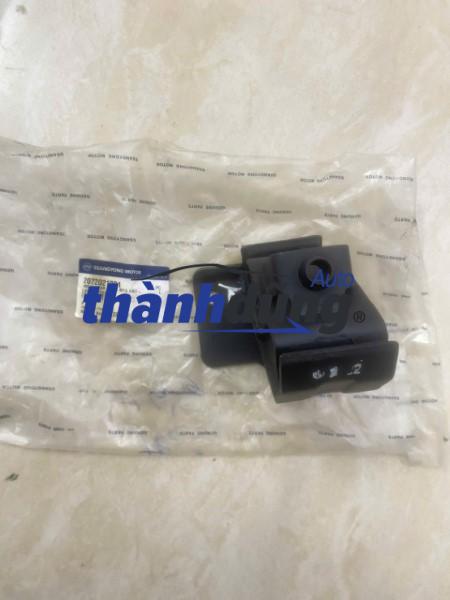 chân máy phải ssangyong stavic 2009 | 21730017