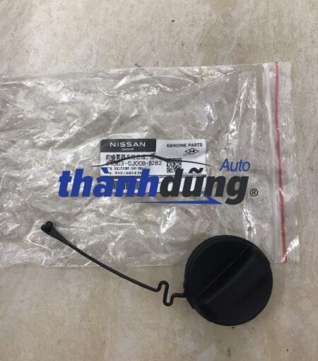 nắp bình xăng trong nissan navara np300 | 17251-jn20a