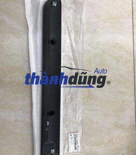 NẸP THÀNH CÁNH CỬA XE HYUNDAI GETZ 2008 | 877311C500