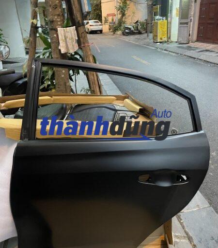 cánh cửa sau phải xe toyota camry | 67003-06190
