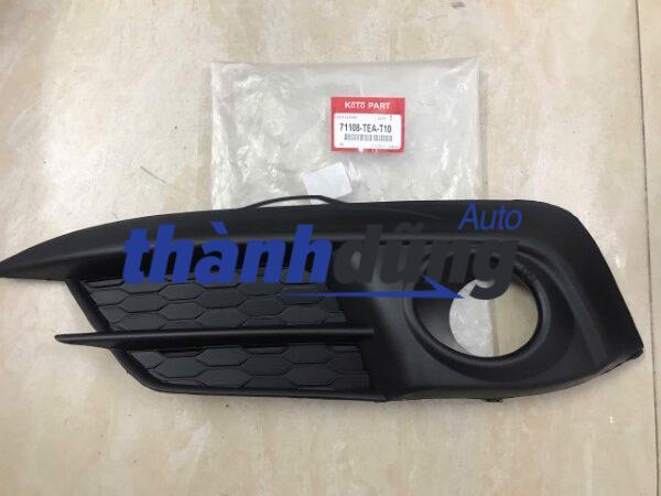 ỐP ĐÈN CẢN TRƯỚC HONDA CIVIC 2016-2019 | 71108TEAT10