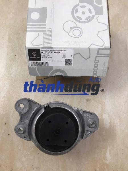 CAO SU CHÂN MÁY PHỤ MERCEDES E63 AMG | 2532401000