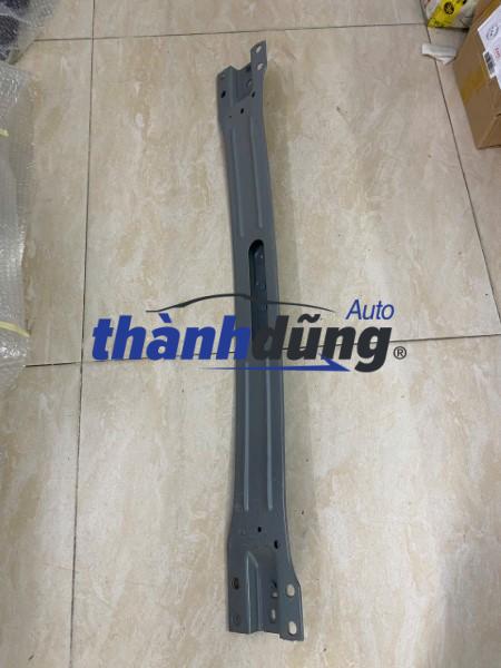 xương đỡ két nước dưới nissan navara 2018 | 62520-4ke5a