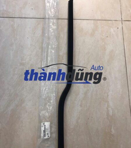LÔNG NHEO CỬA NGOÀI HYUNDAI HD65 | 811615H000