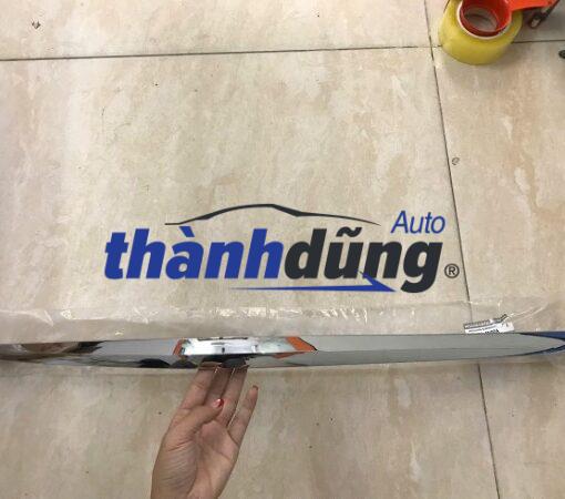 NẸP MẠ BA ĐỜ SỐC SAU NISSAN TEANA 2011 | 85074-JN00A