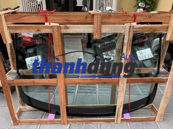 kính chắn gió nissan terra 2.5 2021 | 727005ka0b