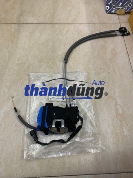 cơ cấu ngậm khóa cửa hyundai veloster 2015 | 813102v000