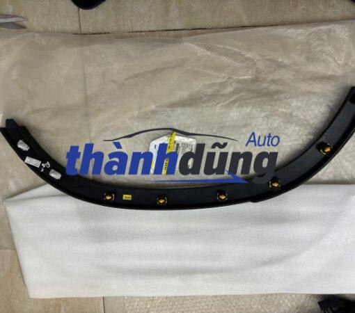 ốp phồng tai xe trái chevrolet trax | 95298241