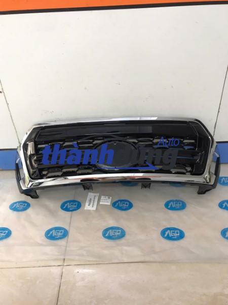 ga lăng xe toyota hilux 2019 | 5310-0yp031