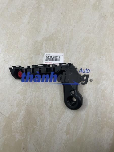 bát cài cản trước xe toyota altis 2022 | 52115-02510