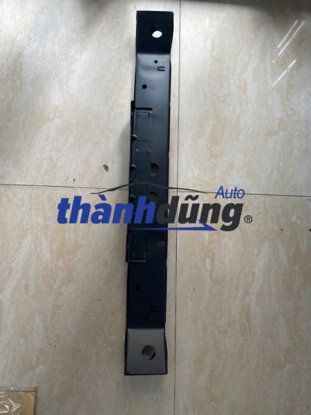 xương đỡ cản trước dưới xe isuzu mux | 8979580011