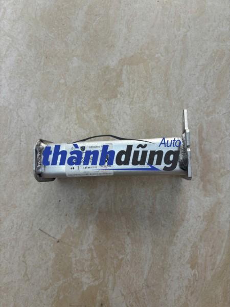 chân đỡ xương ba đờ sốc trước peugeot 2008 2023 | yl01659880