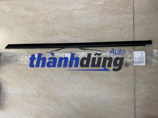 NẸP CHÂN KÍNH TRƯỚC ISUZU MU-X 2020 | 8980521972 - Ảnh 2