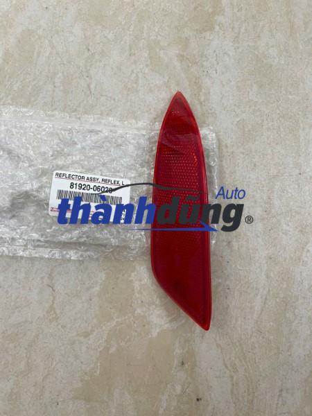 đèn phản quang xe toyota camry 2017 | 81920-06020