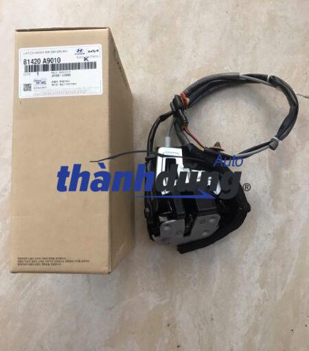 ổ ngậm cửa lùa sau phụ kia sedona | 81420-a9010