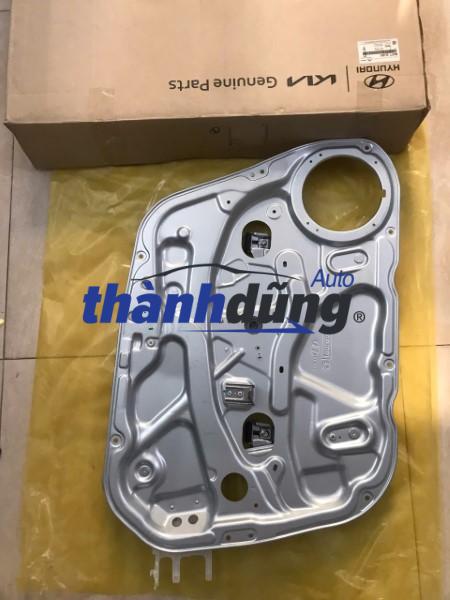 compa lên kính hyundai i30 2009 | 82471-2l001