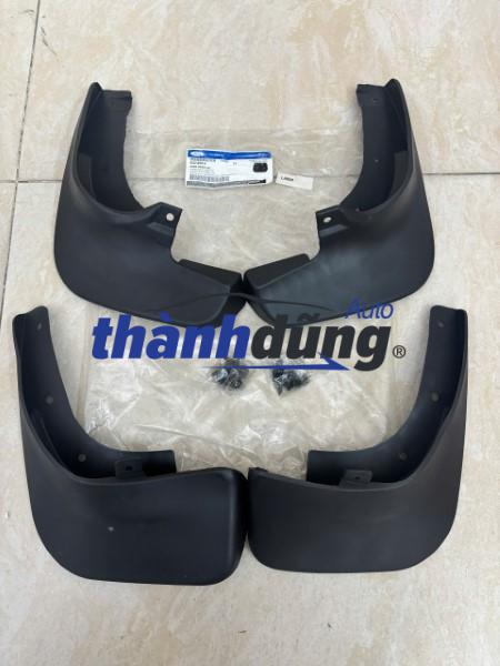 CHẮN BÙN BÁNH SAU PHỤ FORD LASER | BJ0E-51-840 - Ảnh 2