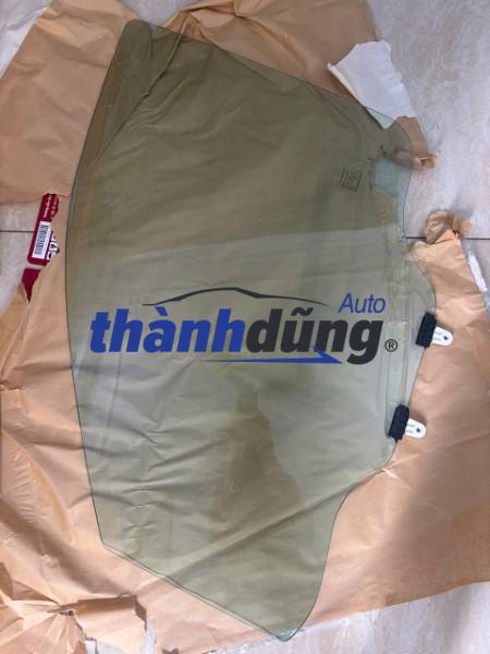 kính cánh cửa trước phải hyundai starex