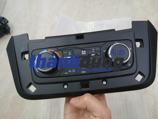 công tắc điều hòa dongben x30 2018 | 8101130