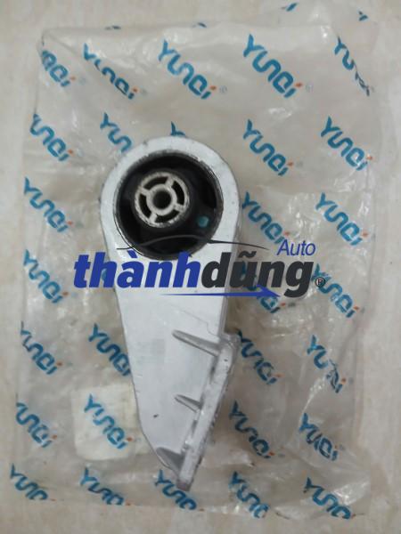 cao su chân máy chery qq6 2011 | s211001710ba