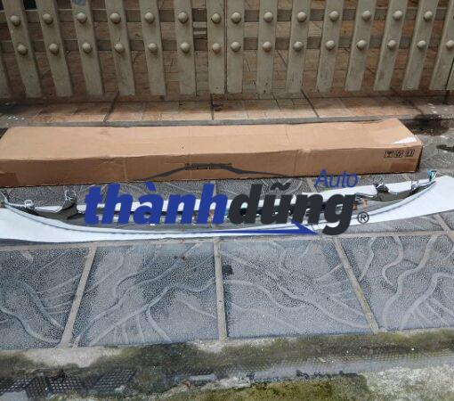 nẹp mạ cửa hậu xe toyota fortuner 2020 | 76801-0k460