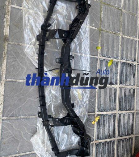 xương đỡ dàn nóng két nước ford focus 2012 | 4m518b041ac