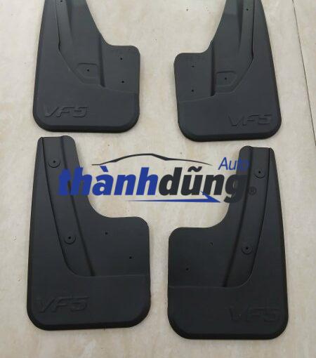 chắn bùn bánh trước phụ vinfast vf5 | cbv100625