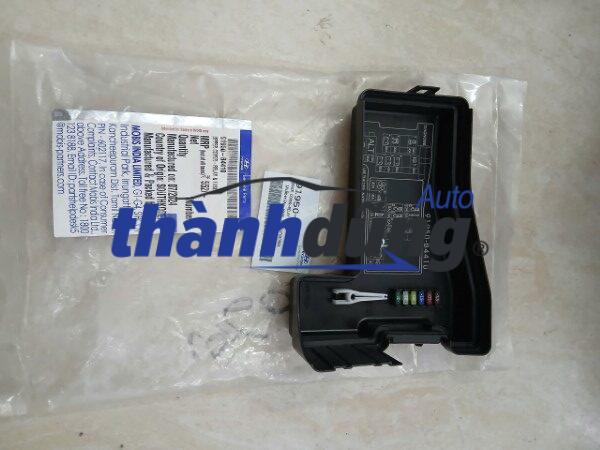 NẮP CẦU CHÌ TRÊN HYUNDAI I10 2017 | 91950B4410 - Ảnh 2