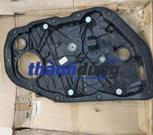 compa lên kính kia k3 2014-2018 | 82401a7001