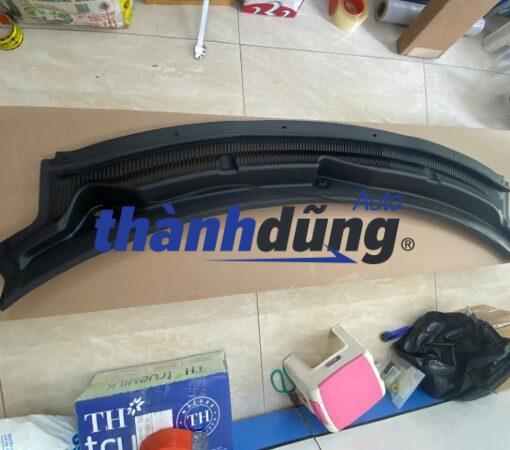 ốp nhựa chân kính ford explorer 2020 | bb537802222