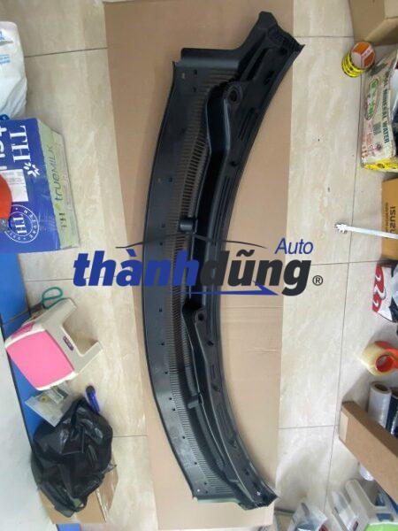 ỐP NHỰA CHÂN KÍNH FORD EXPLORER 2020 | BB537802222 - Ảnh 2