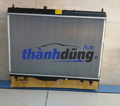 két nước nissan livina 1.6 2008 | 21460-ee500