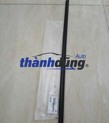 nẹp chân kính hyundai i10 grand 2015 | 82220b4000