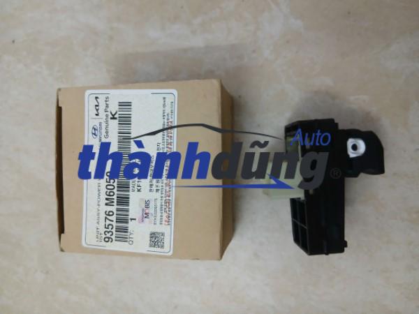 CÔNG TẮC LÊN KÍNH KIA CERATO 2018 | 93576M6050 - Ảnh 2