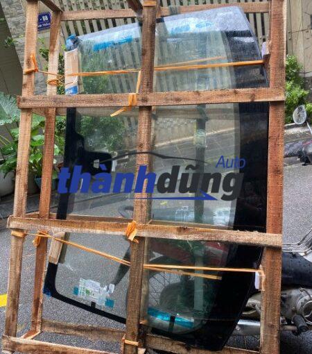 kính chắn gió xe hyundai venue 2024 | 86111k2110